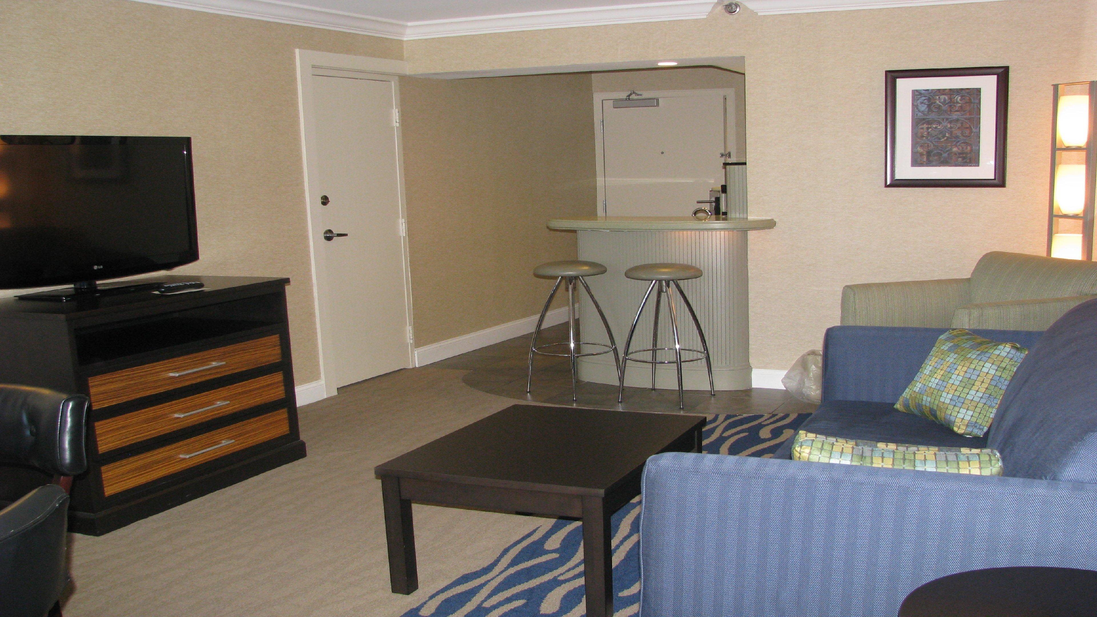 Holiday Inn Concord Downtown, An Ihg Hotel Екстериор снимка