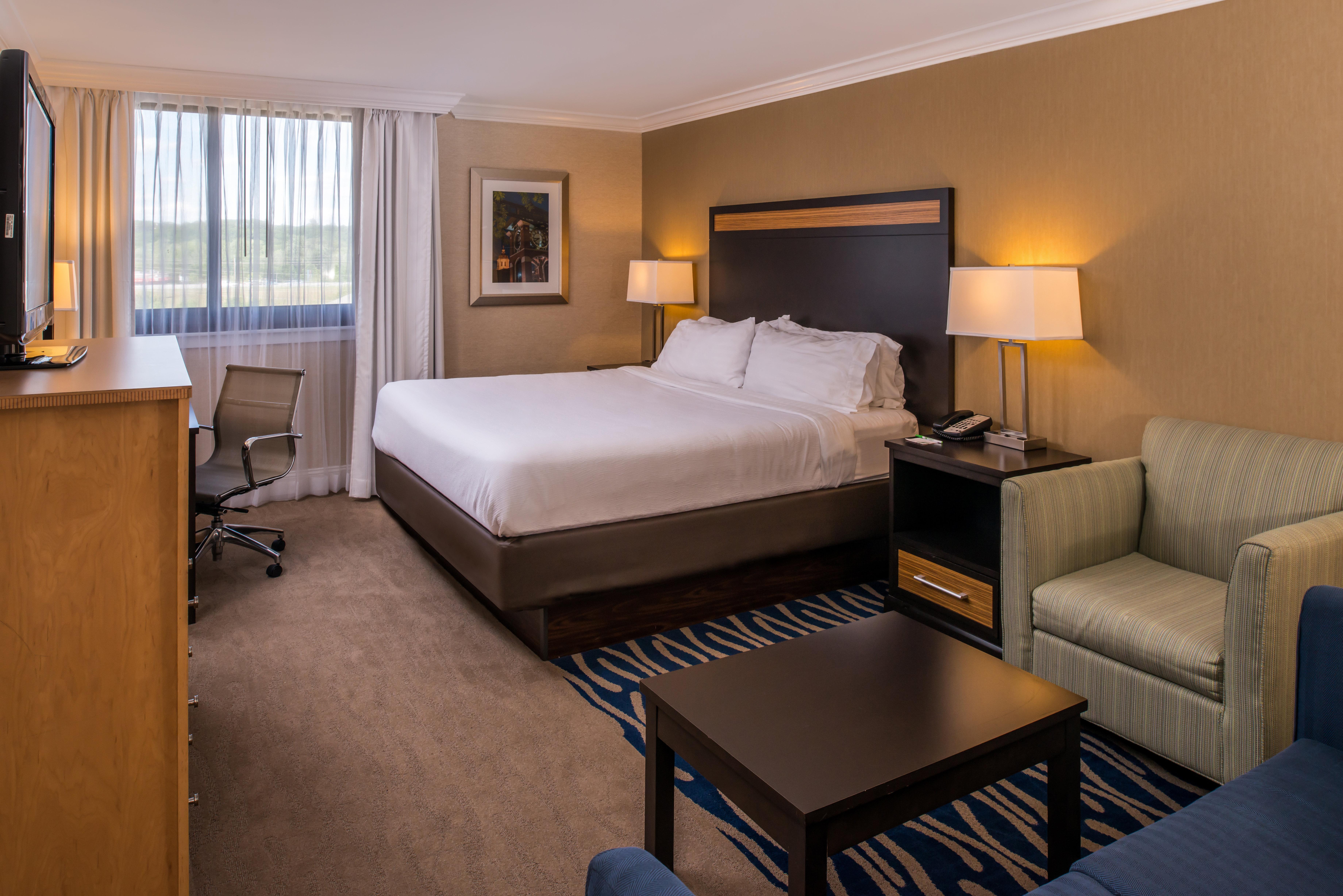 Holiday Inn Concord Downtown, An Ihg Hotel Екстериор снимка