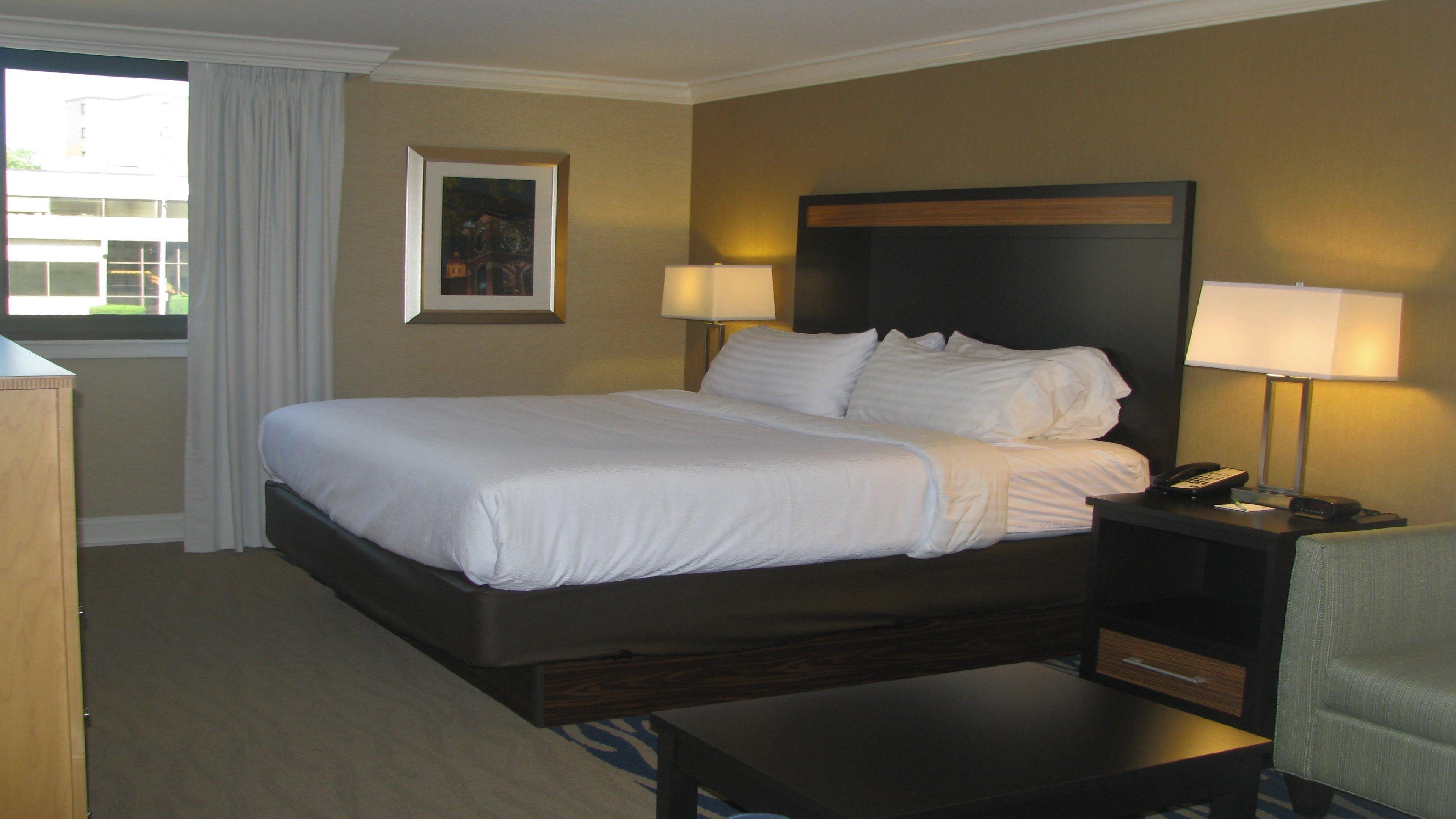 Holiday Inn Concord Downtown, An Ihg Hotel Екстериор снимка