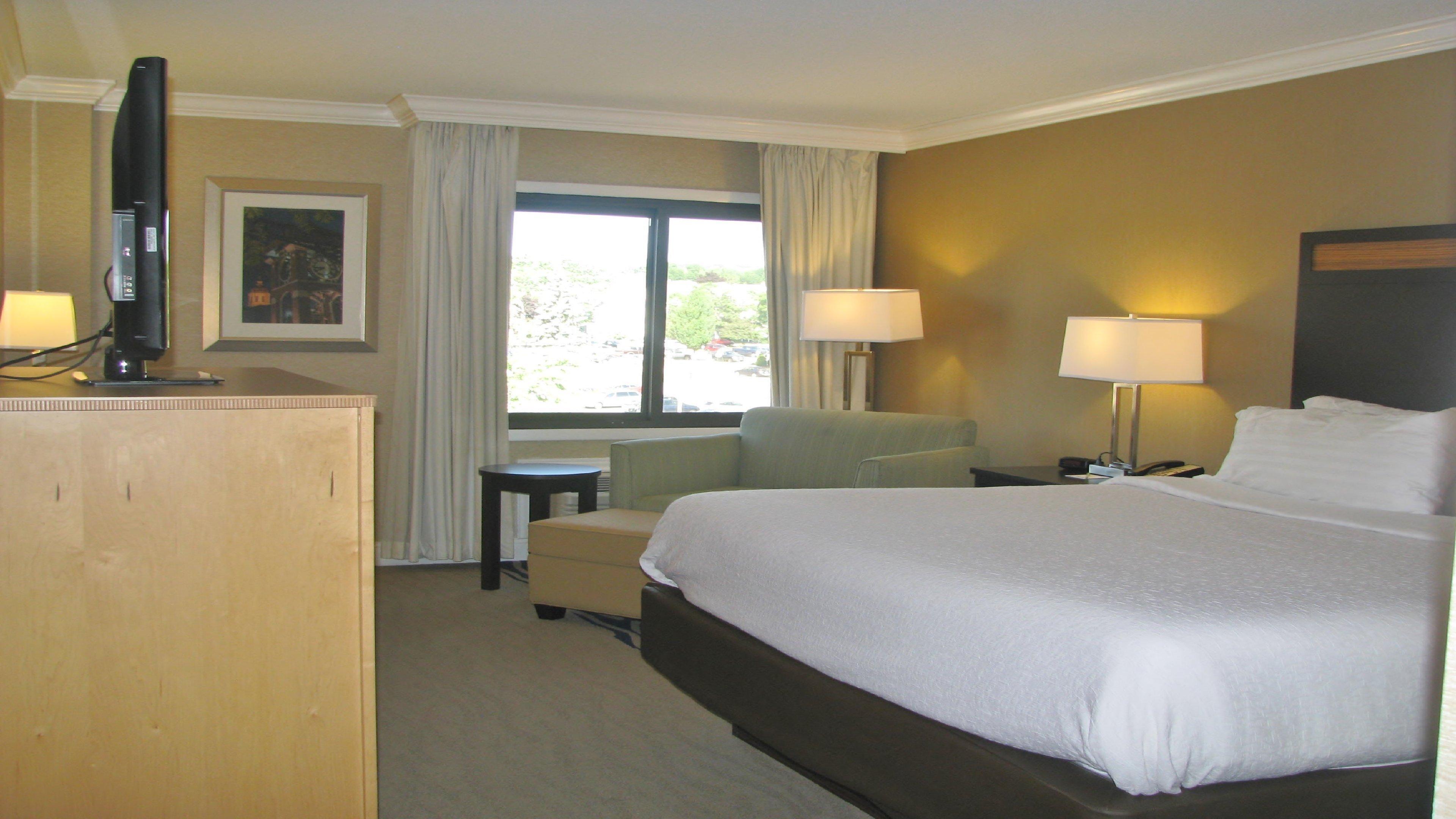 Holiday Inn Concord Downtown, An Ihg Hotel Екстериор снимка