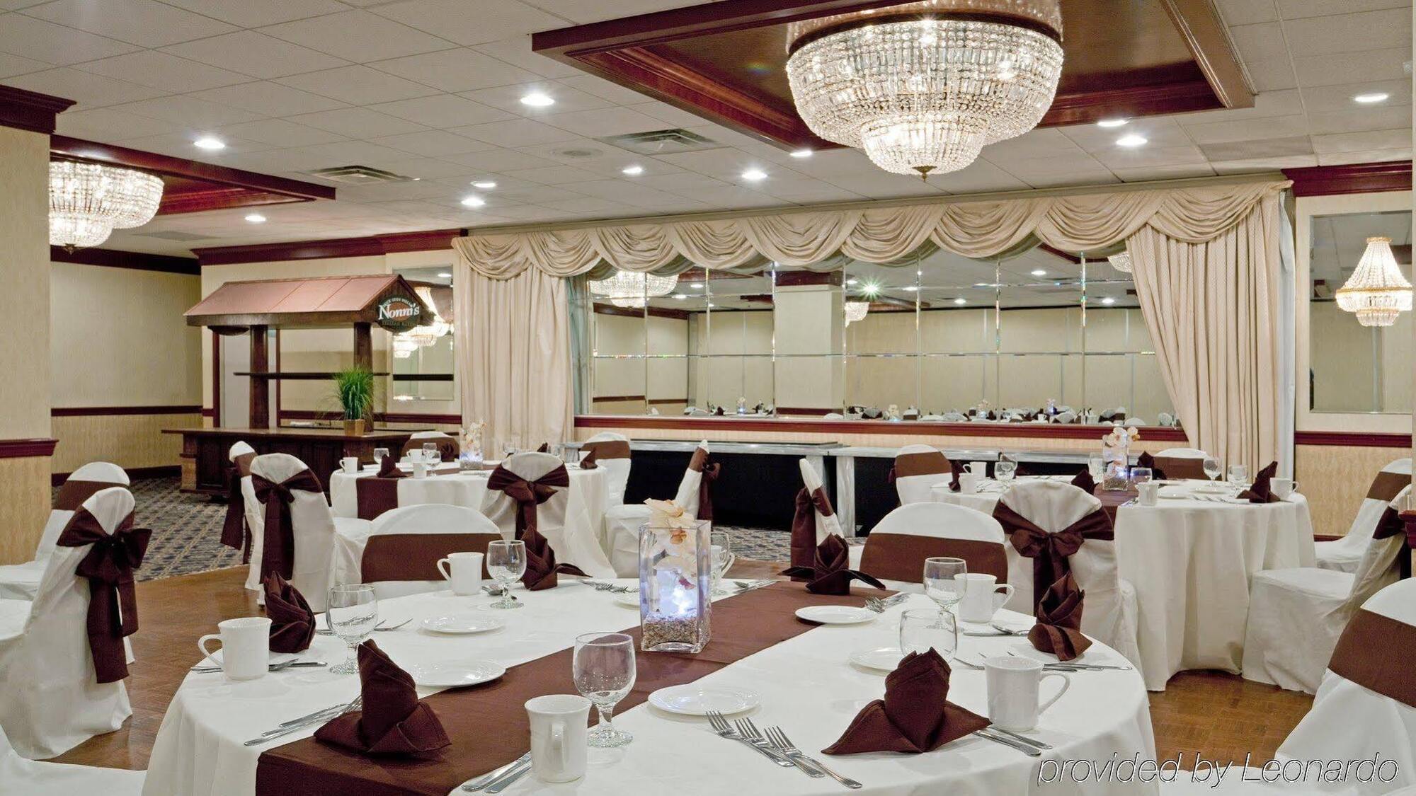 Holiday Inn Concord Downtown, An Ihg Hotel Екстериор снимка